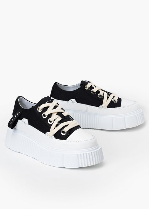 Inuikii Matilda Canvas Low 23 Black