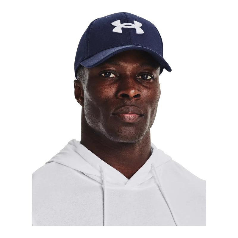 HeatGear®-Schweißband und Feuchtigkeitsregulierung
