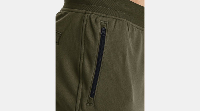 Praktische Taschen und Verstellbarkeit