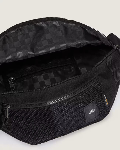 Ward Cross Body Pack Schwarz