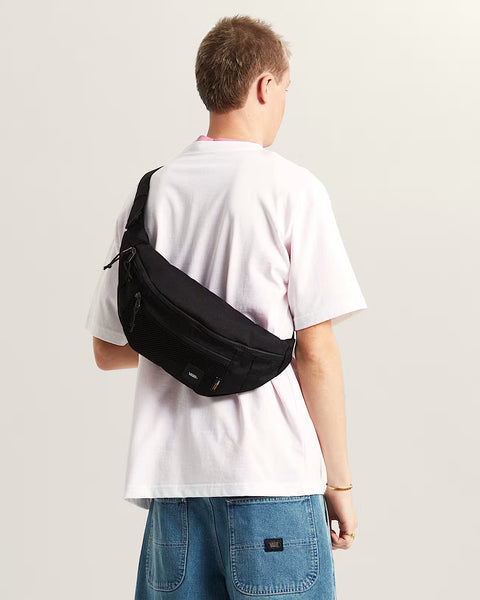 Ward Cross Body Pack Schwarz