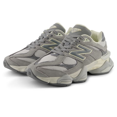 9060 Angora | Reflexion